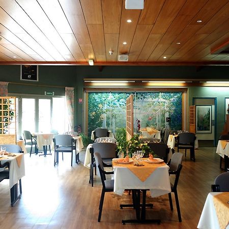 Hotel Le Tulipier Cransac Kültér fotó