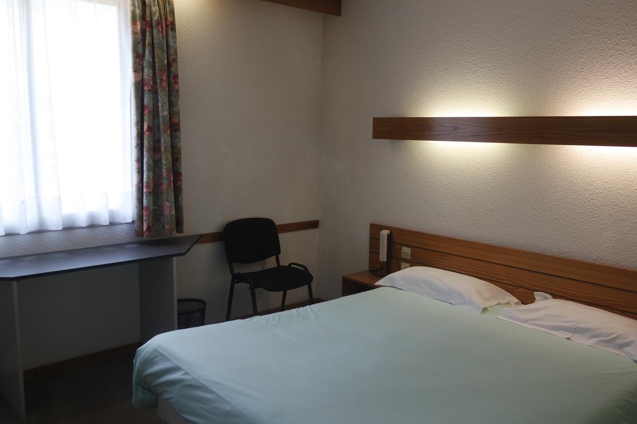 Hotel Le Tulipier Cransac Kültér fotó